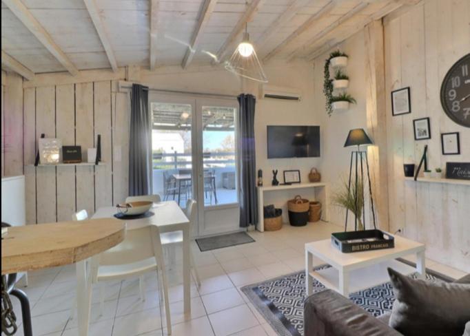 Les Maisons Du Paty Αρλ Εξωτερικό φωτογραφία